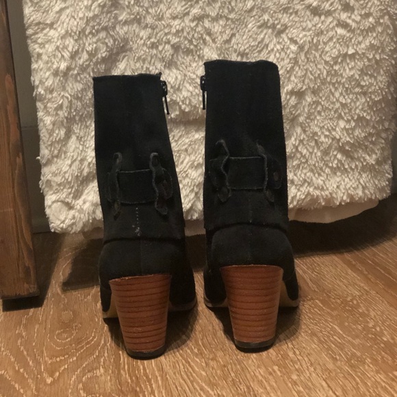 Argentinian Leather Ankle Boots - Picture 4 of 6